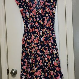 Floral dress with pockets